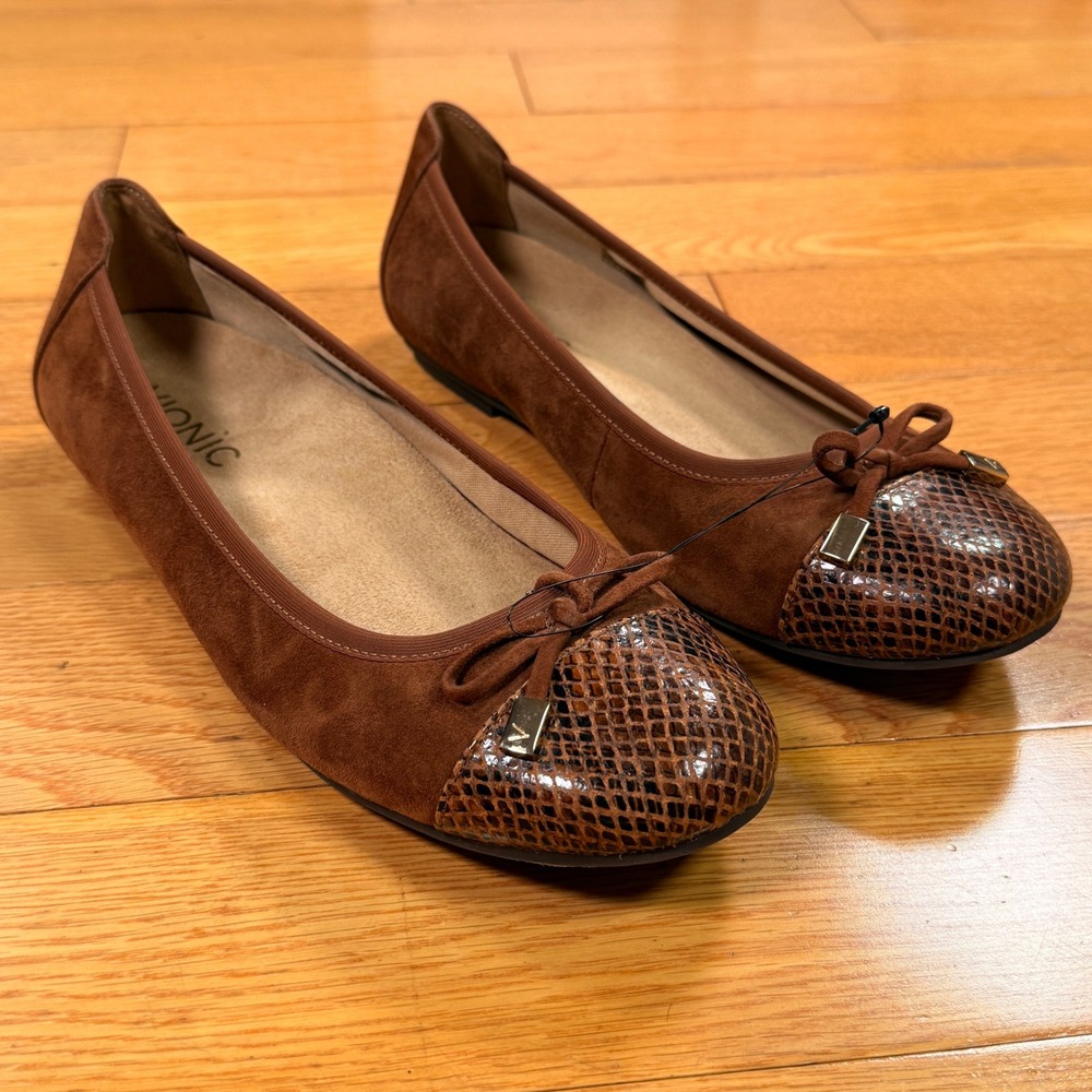 NEW Vionic Minna Ballet Flats Sz 7 Brown Suede Snakeskin Cap Toe Orthotic Shoes